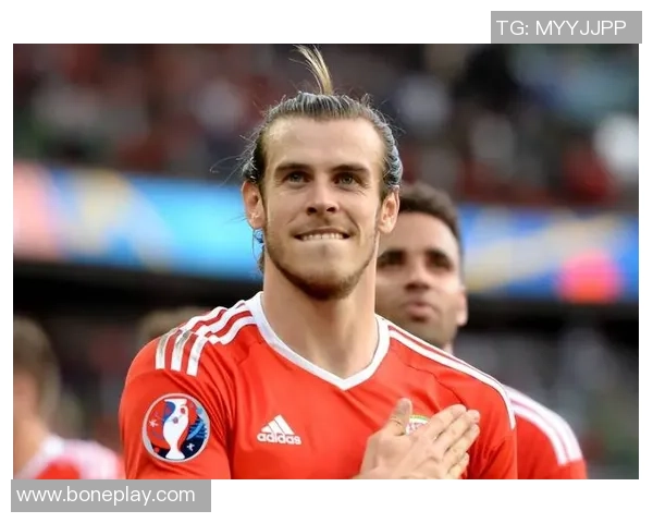 足球巨星贝尔辉煌履历与精彩瞬间全景回顾