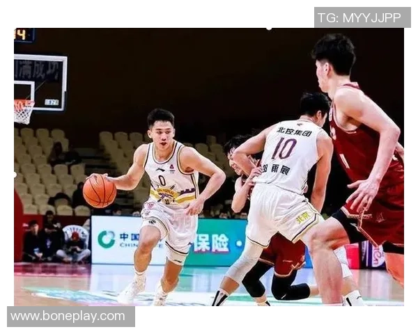 重庆篮球队逆袭之路揭秘世界锦标赛背后的奋斗与荣耀